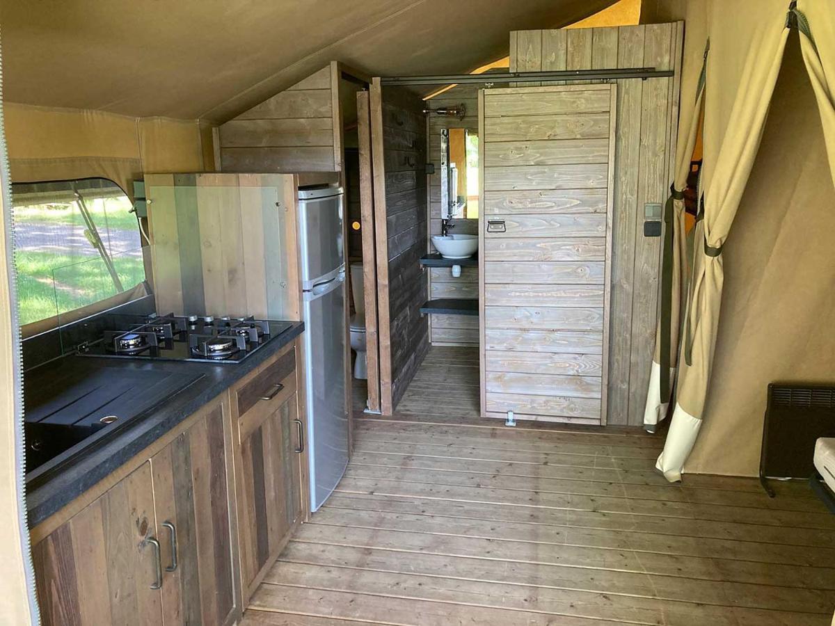Camping Les Portes Du Perche Mamers Eksteriør billede